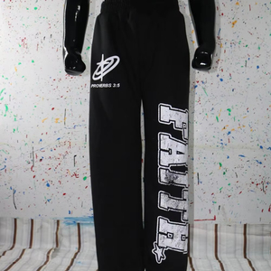 Conjunto Deportivo Personalizado de Felpa Francesa de 300 g/m² para Hombre, Sudadera de Cuello Redondo y Pantalones, Estampado en Serigrafía, Color Verde Caqui, Ropa Deportiva finerthreds - Product Image 1