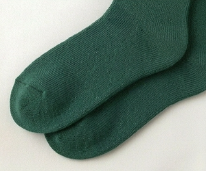 Chaussettes ras du cou pour femme, vert foncé, tricotées, respirantes, couleur unie, usage quotidien, automne, longueur standard, style classique - Product Image 5
