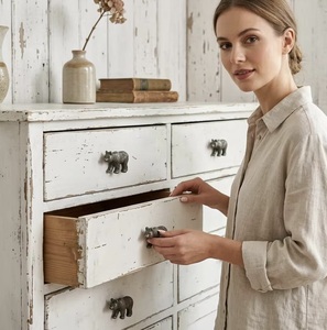 Poignée de meuble en fonte en forme d'ours, design moderne, durable, bouton fantaisie pour armoire, tiroir, porte, salle de bain, salon - Product Image 4