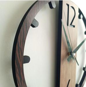 นาฬิกาแขวนผนังควอตซ์หน้าปัดเดียว ดีไซน์เรียบหรู ขนาดใหญ่ ทำจากไม้ เงียบไร้เสียงเดิน เหมาะสำหรับตกแต่งบ้านสไตล์โมเดิร์น ราคาประหยัด เหมาะสำหรับงานแต่งงาน - Product Image 4