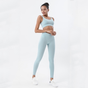 Conjunto Deportivo de 2 Piezas para Mujer, Leggings y Sujetador Deportivo de Cintura Alta con Diseño a Cuadros, Transpirable, Sin Costuras, Suave y Elástico, para Yoga y Ejercicio - Product Image 1
