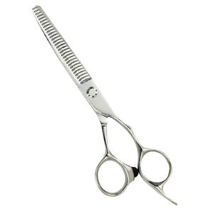 กรรไกรซอยผม 6 นิ้ว สำหรับมืออาชีพ ตัดผมได้คมกริบ ผลิตจากเหล็กกล้าไร้สนิม 4Cr13 สำหรับคนถนัดขวา 30 ซี่ฟัน ใช้ในร้านตัดผม - Product Image 4