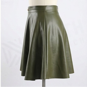 Jupe mini trapèze en similicuir PU pour femme avec ceinture, couleur unie brillante, taille normale, style toutes saisons - Product Image 3