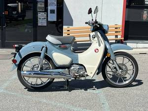 Top Norch 2024 Honda Super Cub C125 ABS Scooter-Moped Moto - Product Image 6