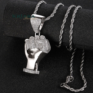 Pendentif poing en argent 925 plaqué rhodium avec diamants de laboratoire et strass en cristal, style hip-hop, unisexe, pour usage quotidien - Product Image 1