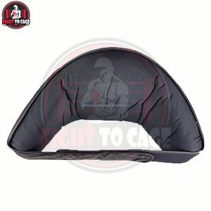 Protège-ventre de boxe noir et doré contrastant, support lombaire en cuir, bandes de maintien pour poignets, absorption des chocs, léger et durable - Product Image 3