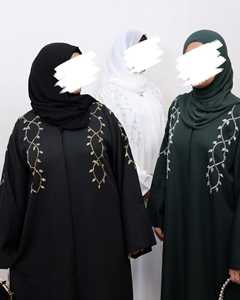 Abaya longue pour femme, col montant, manches longues, couleur unie, légère, respirante, modeste, grande taille, en rayonne, style Dubaï, pour usage quotidien - Product Image 2