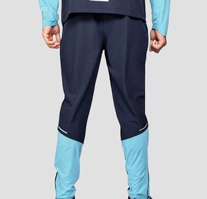 ชุดเซ็ตวอร์มกีฬาผู้ชาย 2 ชิ้น ผ้าโพลีเอสเตอร์แห้งเร็วแบบกำหนดเอง ผสมไนลอนสีตัดต่อ สำหรับออกกำลังกายกลางแจ้งและฝึกซ้อม - Product Image 3