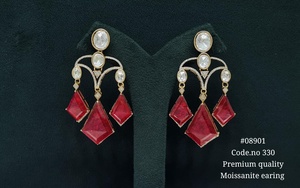 Pendientes colgantes de moissanita 08901, pendientes de latón chapados en oro con corte esmeralda para mujer, joyería para bodas y fiestas. - Product Image 4