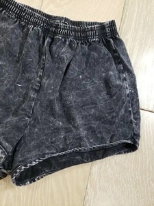Pantalones Cortos Deportivos con Diseño Desgastado por el Sol, Logotipo Personalizado, Pantalones Cortos para Hombre de Alta Calidad con Efecto Desgastado, Pantalones Cortos con Lavado Ácido para Hombre - Product Image 2
