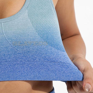 Conjunto Deportivo Premium para Mujer, Bra Deportivo Sin Costuras con Leggings de Cintura Alta para Yoga, Pilates y Sesiones de Gimnasio - Product Image 4