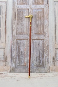 Bâtons de marche rustiques modernes en bois naturel écologique avec poignée en laiton poli, idéaux pour les cadeaux - Product Image 4