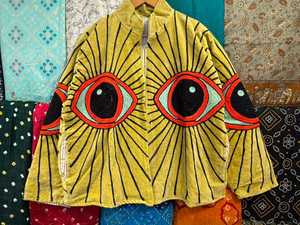 Veste matelassée en velours Evil Eye Suzani brodée, style ethnique bohème, en coton respirant, pour festival, mode affirmée - Product Image 2