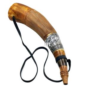 Cuerno Vikingo para Beber de la Mejor Calidad con Funda de Cuero, Auténtico y Seguro para Alimentos, Taza de Cuerno sin Fugas, Jarra Nórdica para Cerveza - Product Image 1