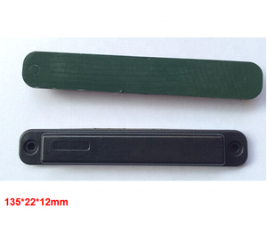 Étiquettes ABS UHF RFID à distance de lecture plus longue pour le suivi des actifs 135*22mm - Product Image 2