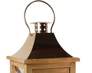 Faroles de vela de acero inoxidable y madera natural con patrón clásico para decoración de exteriores e interiores, hechos a mano. - Product Image 2