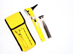 Otoscopio de Bolsillo Mini con Fibra Óptica y Luz LED, Construcción de Acero, Alimentado por Electricidad, para Diagnóstico Médico - Product Image 6