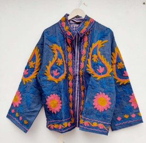 Manteau Bohème Fait Main Automne-Hiver, Veste en Velours Brodé Floral Suzani, Tissée, Respirante, Coupe-Vent, en Coton - Product Image 1