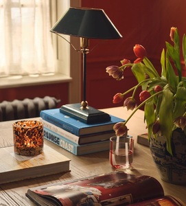 Palm Crest Metal Table Lamp with Decorative Leaf Base Black <b>Drum</b> <b>Shade</b> Brushed Gold Finish Warm Ambient <b>Lighting</b> - Product Image 6