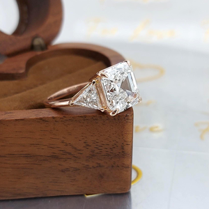 แหวนหมั้นเพชรทรง Asscher 5 กะรัต ทองคำแท้ 14K 10K สำหรับผู้หญิง เพชรเพาะเลี้ยงในห้องปฏิบัติการ รับรองโดย IGI เครื่องประดับสไตล์คลาสสิก - Product Image 4