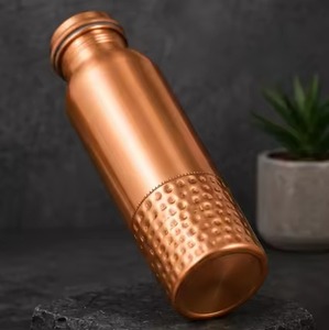 Leak proof hydration bottle Curve shape copper bottle Improved hydration benefits Handmade copper <b>drinkware</b> - Product Image 5