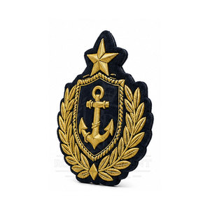 Insignias Personalizadas para el Pecho con Diseños Elegantes, Material de Calidad y Fácil Colocación en Chaquetas, Ropa, Bolsos y Accesorios - Product Image 3