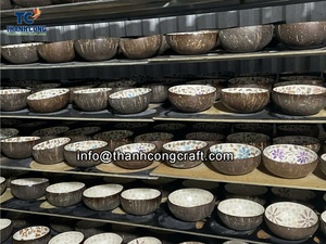 Bol en nacre de noix de coco pas cher, fabriqué au Vietnam, faible MOQ, incrustation de coquillages, cadeau souvenir, vente en gros, prix réduit, approvisionnement en vrac - Product Image 3