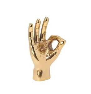 Sculpture métallique contemporaine en aluminium avec structure torsadée pour des touches audacieuses dans l'aménagement intérieur et une ambiance sereine. - Product Image 2