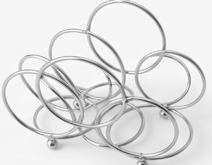 Porta servilletas de acero inoxidable con acabado pulido a espejo, perfecto para decoración elegante de mesas y organización del comedor. - Product Image 4