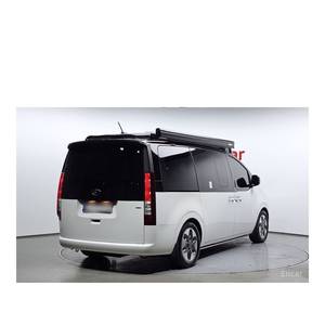 Hyundai Staria 4x4 Campervan 2023/4 avec boîte automatique et caméra de recul, 4 545 km, Diesel, Sièges en cuir, Conduite à gauche - Product Image 2