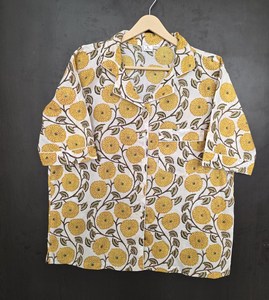 Ensemble de pyjama en coton léger et respirant à manches courtes jaunes à imprimé floral pour femmes, été et automne - Product Image 6