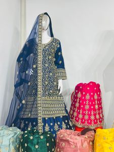 Armario Qunoot de alta calidad, diseño moderno étnico, trabajo pesado sin coser, boda de invierno, Lehenga Choli, conjunto de red, gran estilo Jarkan - Product Image 3
