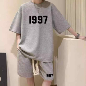 2025 hommes hiver deux pièces T-Shirt Shorts ensemble décontracté sportif à manches courtes tricoté écologique velours 3D imprimé en relief - Product Image 3