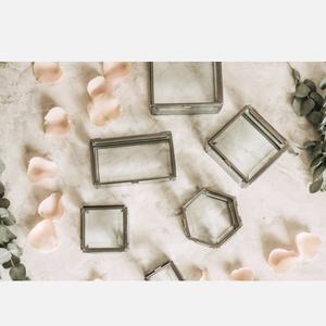 Cajas Organizadoras de Metal con Vidrio Biselado, Personalizadas en Tamaño y Forma, para Accesorios Pequeños y Joyería, Venta al Por Mayor - Product Image 3