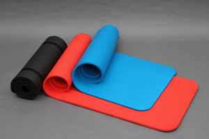 Tapete de Ejercicio para Yoga, Fitness y Entrenamiento, de Goma y Otros Materiales, Hecho en Taiwán - Product Image 6