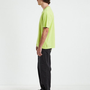 T-shirt personnalisé pour homme vert lime |   T-shirt Oversize Premium 200g en Coton Épais, Coupe Boxy, Style Streetwear |   Entraînement en salle de sport en gros - Product Image 4