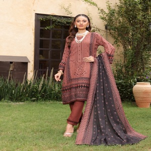 Vestido de mujer paquistaní Salwar Kameez Trajes de 3 piezas de marca con impresión digital de Dr Haris Vol KINARA Ropa de India y Pakistán - Product Image 5