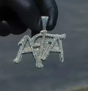 Colgante de Letra Personalizado con Moissanita Redonda de 2.40Ct, Chapado en Oro Blanco de 14K sobre Plata de Ley, Estilo Hip Hop para Mujer - Product Image 4