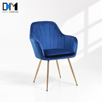 DM Wholesale Luxury Home Furniture Chaise de salle à manger pivotante en velours avec pieds en métal modernes
