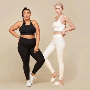 Conjunto de Yoga Personalizado de Alta Calidad para Mujer, Talla Grande, Bra Deportivo y Leggings, Logotipo Frontal Sólido, Conjunto de 2 Piezas, Ecológico y Transpirable - Product Image 3