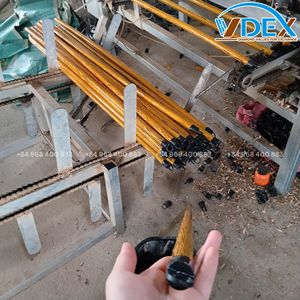 Balai à long manche de 120 cm, robuste, pour le nettoyage des sols, intérieur, extérieur, cour, restaurant, garage, terrasse, marché, cuisine - Product Image 5