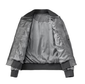 Chaqueta Bomber para Hombre, de Mezclilla, Cortavientos, con Capucha, Relleno de Poliéster, Cierre de Cremallera, Estilo Casual para Otoño, Corte Regular, Color Sólido - Product Image 3