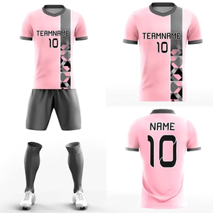 Tenues de football personnalisées en gros à prix abordable, grandes tailles, impression par sublimation, ensembles de vêtements de football, uniformes de football pas chers - Product Image 3