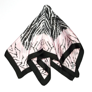 Foulards carrés pour femmes légers et doux Accessoires de mode élégants parfaits pour les commandes à faible quantité minimale de commande - Product Image 5