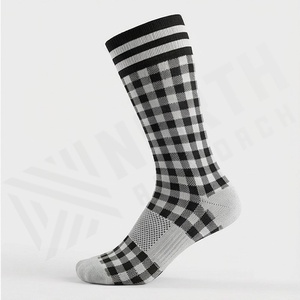 Women <b>Tight</b> Compression Polyester Nylon Running Socks Athletic Sports Support Breathable Moisture Wicking Pro Customized Color - Product Image 3