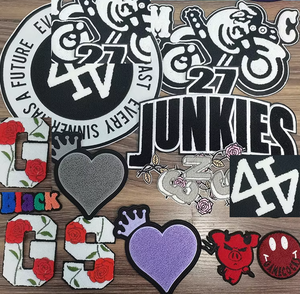 Parches Bordados 3D Personalizados con Letras, Parches Termoadhesivos con Logotipo y Nombre, Parches Bordados Personalizados para Gorras, Jeans y Ropa - Product Image 4