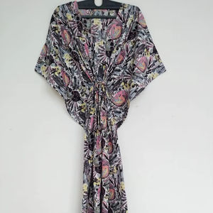 Robe kaftan en coton indien faite à la main, légère, jaune, pour la plage, idéale pour l'été - Product Image 1