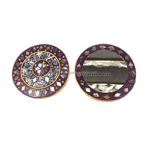 กระจกขนาดเล็กพกพาสำหรับผู้หญิงลายแมคเกอัพกระจกทำมือดีไซน์สวยมีขนาดกะทัดรัดสไตล์อินเดีย - Product Image 1