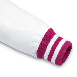 Chaqueta Varsity Blanca con Detalles en Rosa, Chaqueta de Invierno, Chaquetas con Logotipo Personalizado, Estilo Universitario, Tallas Grandes, Chaqueta Varsity para Hombre - Product Image 4