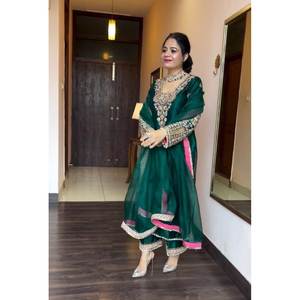 TOP DE TRABAJO DE SECUENCIA BORDADA EN SECUENCIA DE DISEÑADOR PALAZZO CON DUPATTA VERDE - Product Image 1